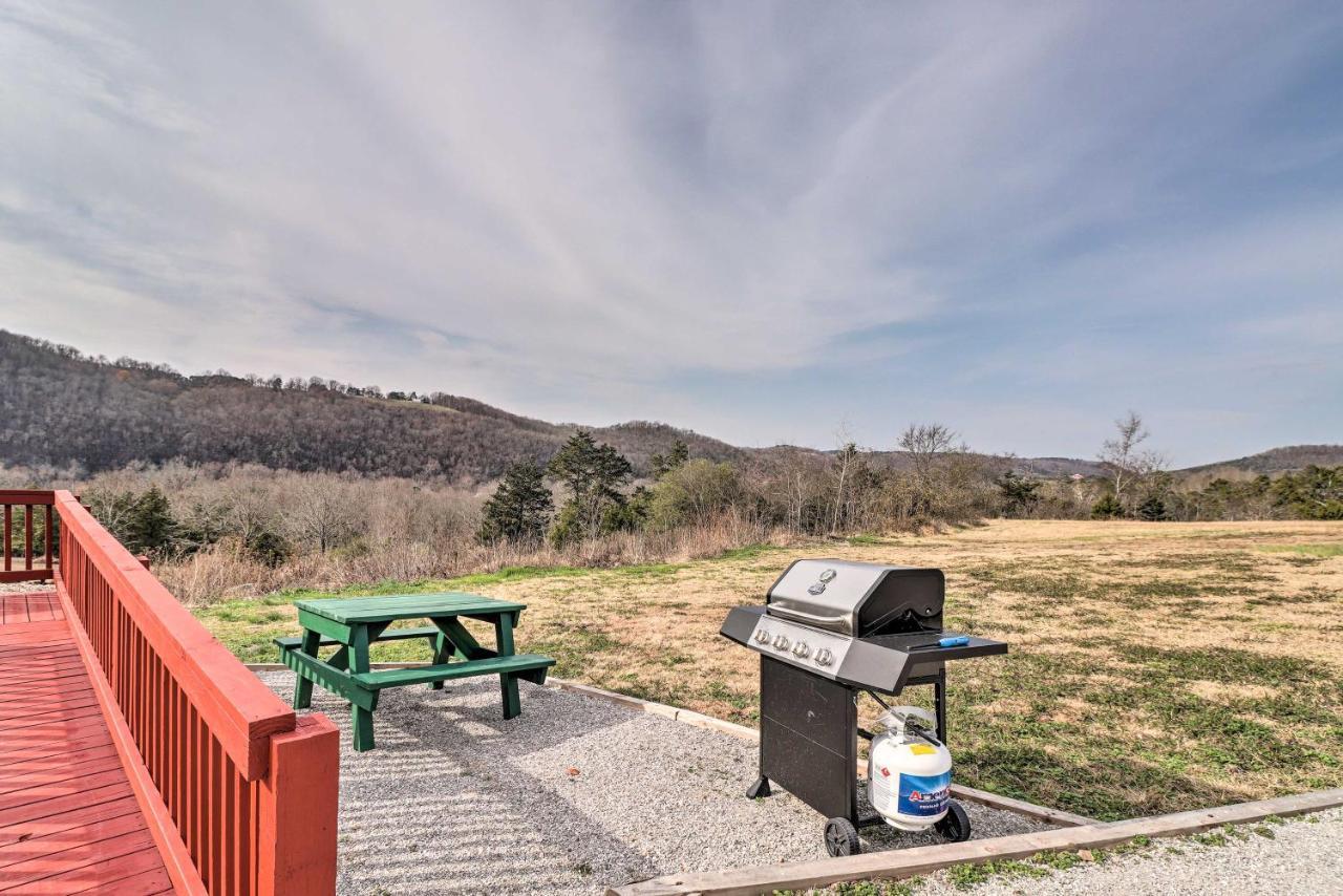 Cheery Pet-Friendly Studio With Shared Fire Pit Mountain View Extérieur photo